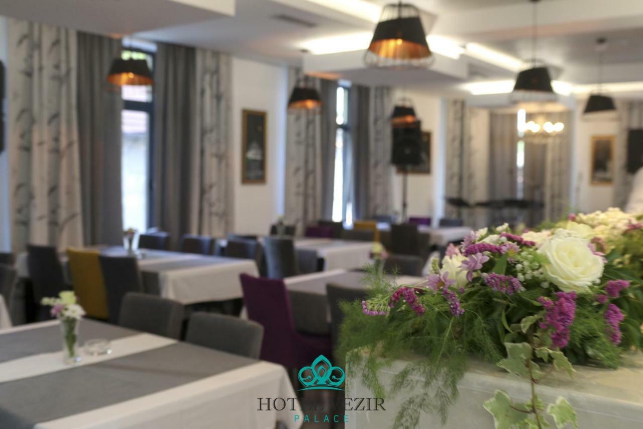 Hotel Vezir Palace 特拉夫尼克 外观 照片